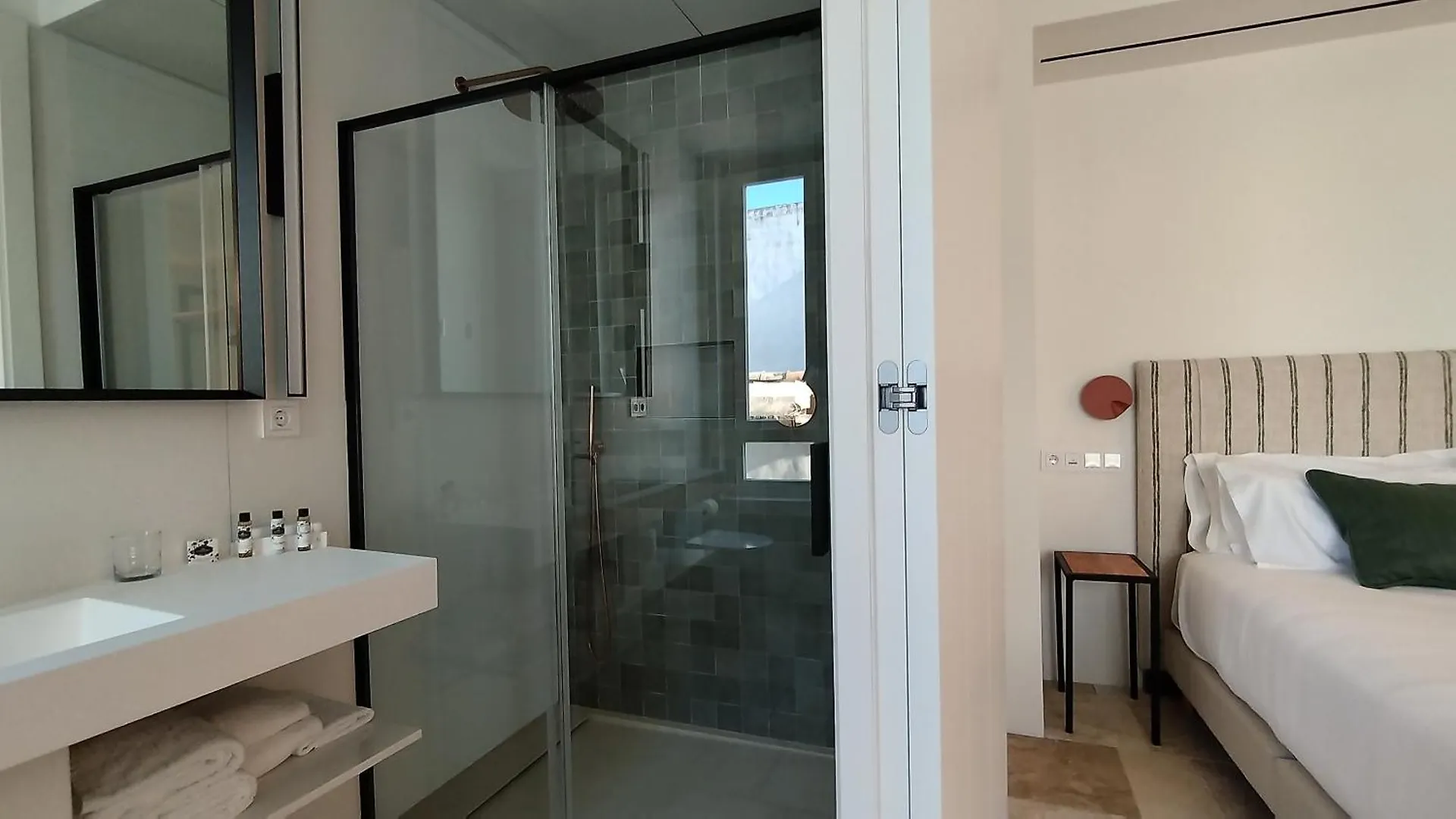Hotel Viento10 Cordoba 2*,  Spain